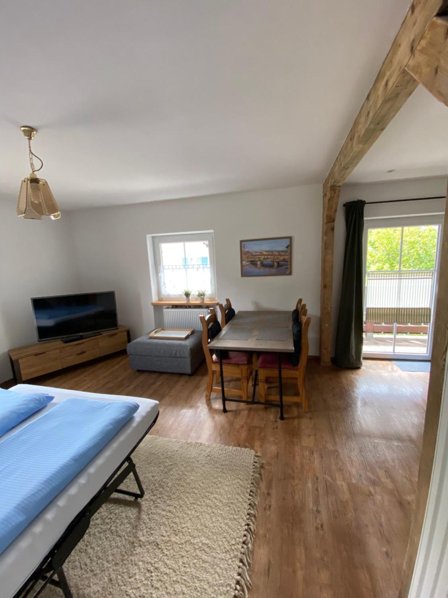 Ferienwohnung Im Herzen Von Garmisch Екстер'єр фото